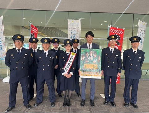 周南市消防本部の皆さんとの記念写真